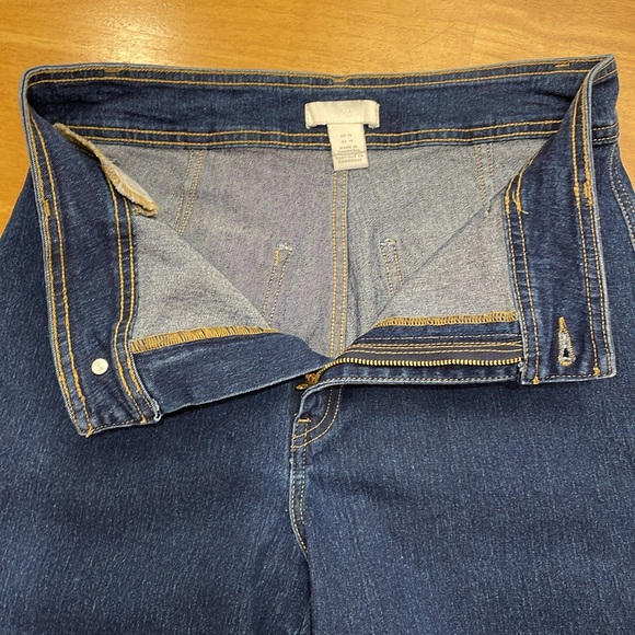 NWOT H&M Wide Leg Denim Jeans Women’s 10 Cropped Short Stretch Trendy - Picture 6 of 11